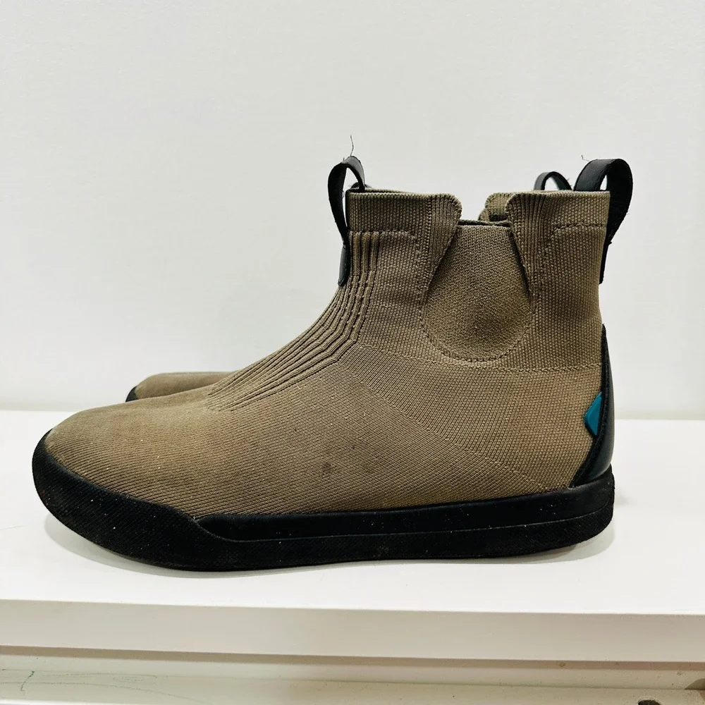 Vessi Weekend Chelsea Mens 10 Waterproof Knit Boots Olive Green Brown Ankle Boot